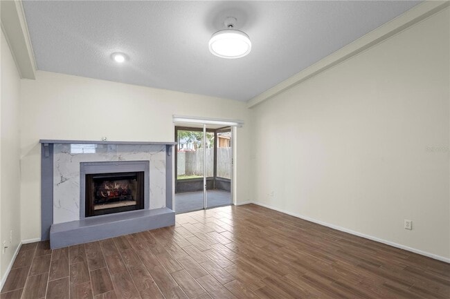 Building Photo - 13046 Leverington St