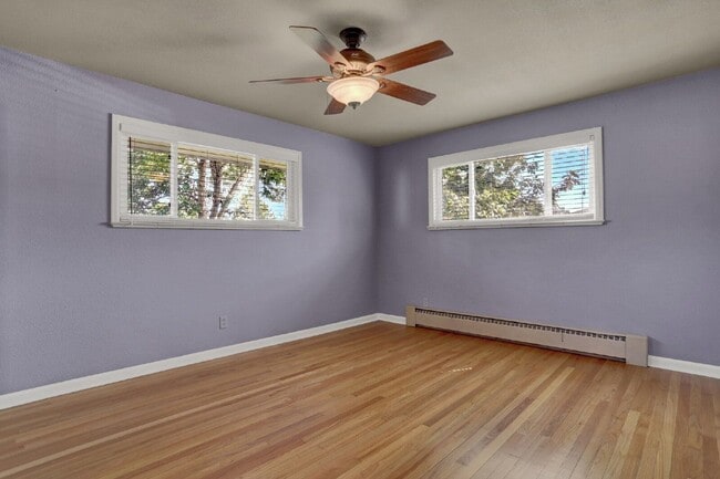 Building Photo - 1102 Skyway Blvd