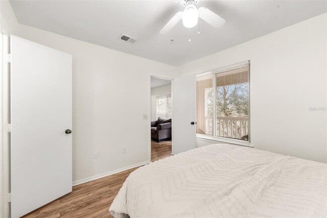 Building Photo - 4000 SW 23rd St