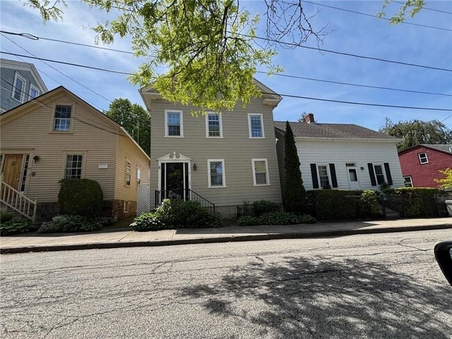Building Photo - 51 Lee Ave
