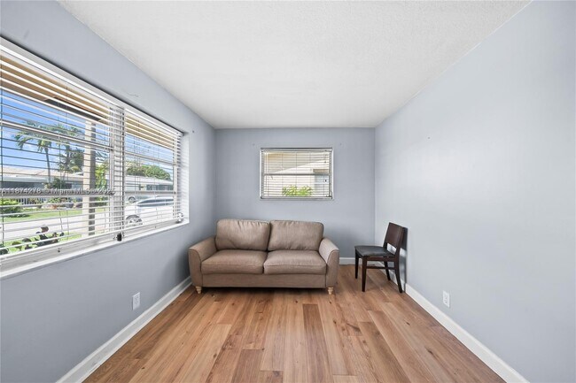 Building Photo - 4938 NW 54th Ct