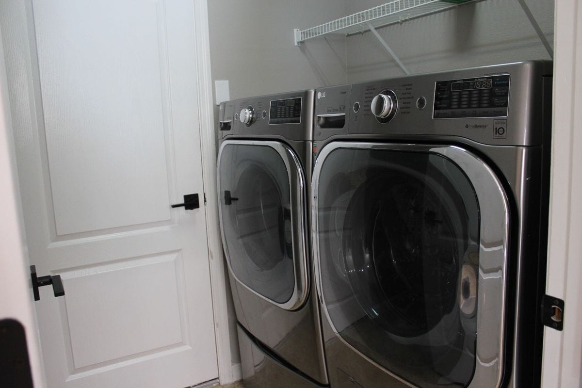 Building Photo - 1862 Great Falls Way