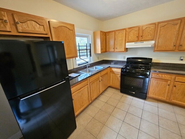 Building Photo - 876 E 149th St