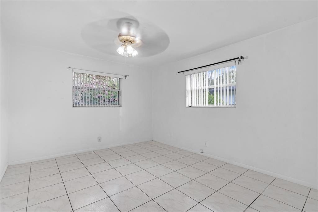 Building Photo - 781 NW 66th Ave