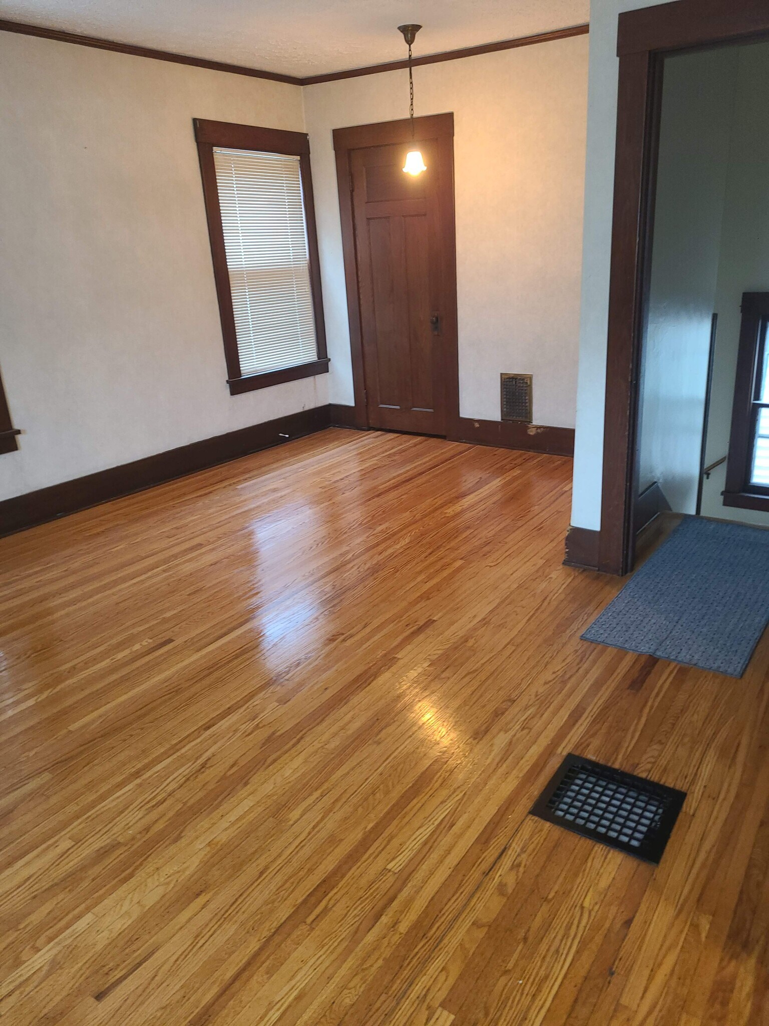 Building Photo - 11 Cypress Street