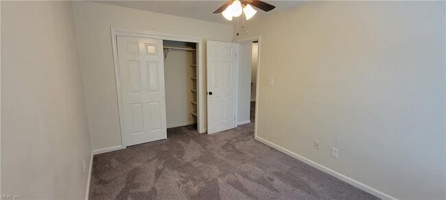 Building Photo - 206 N Palm Ave