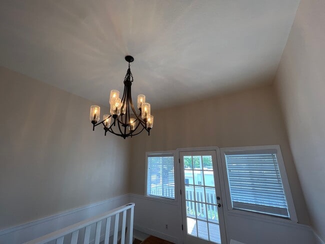 Building Photo - Downtown Benicia Remodeled Saltbox