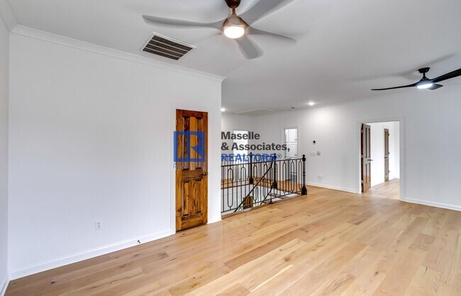Building Photo - 1418 Windrose Dr