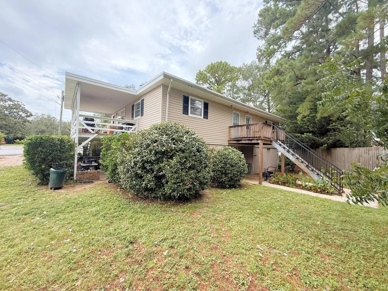 Building Photo - 94 Harris Rd NE