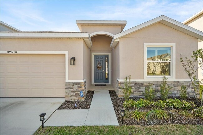 Building Photo - 32516 Osprey Peak Wy