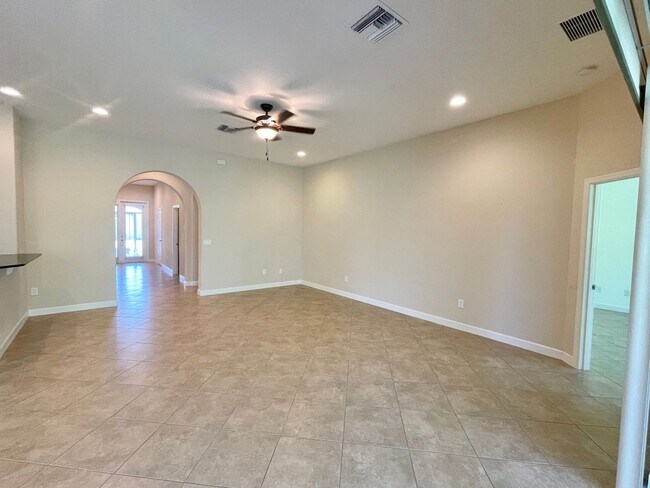 Building Photo - 3+ Bedroom quality built home in desirable...