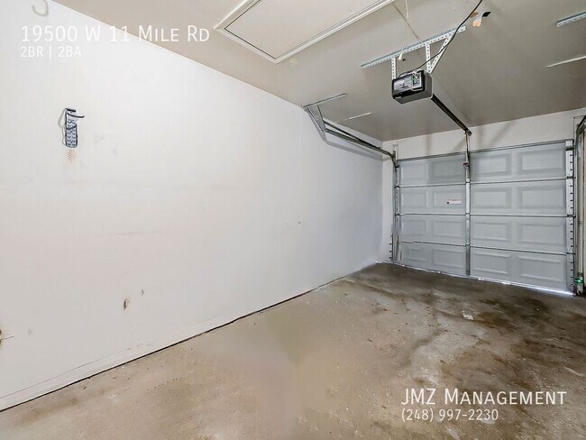 Building Photo - 19500 W Eleven Mile Rd