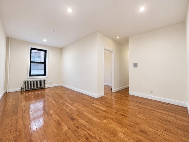 Floorplan - 30 Dongan Place