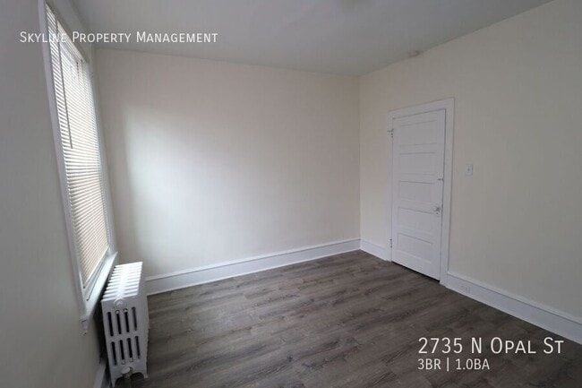 Building Photo - 2735 N Opal St