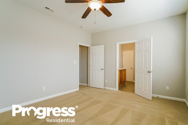 Building Photo - 517 Ashgreen Ct
