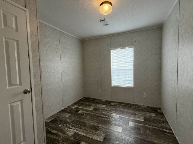 Building Photo - 12130 US Hwy 41 S