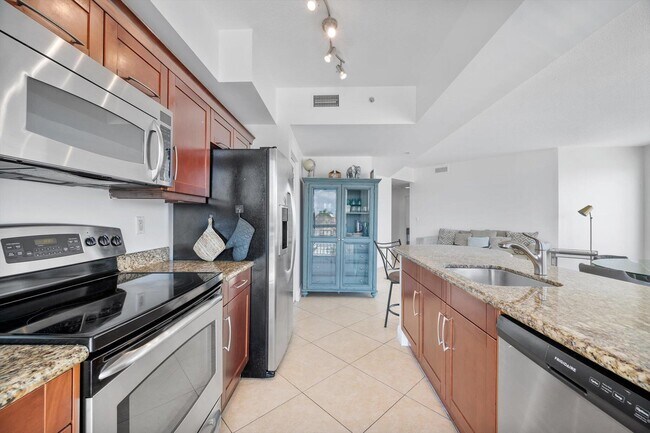 Building Photo - 7270 SW 88th St