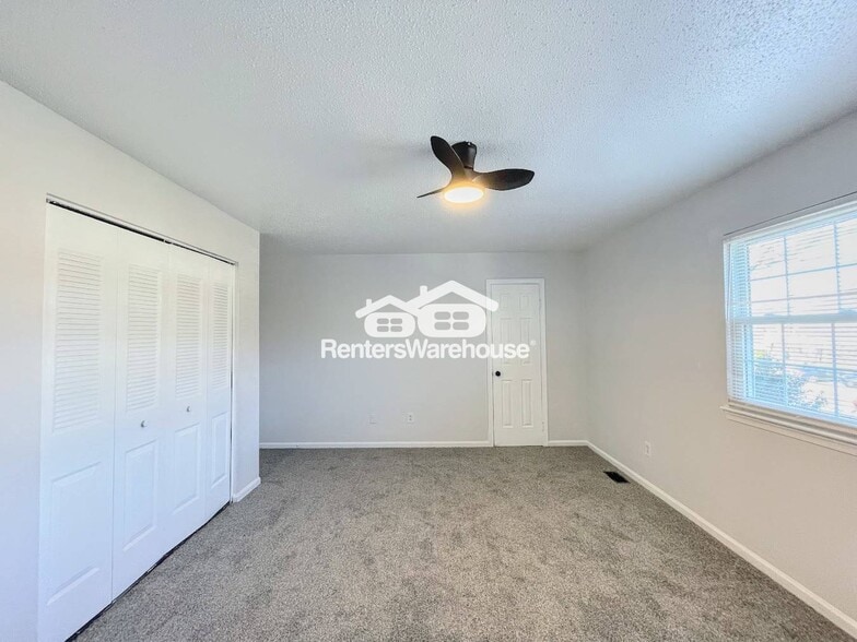 Building Photo - 1866 Olde Buckingham Rd