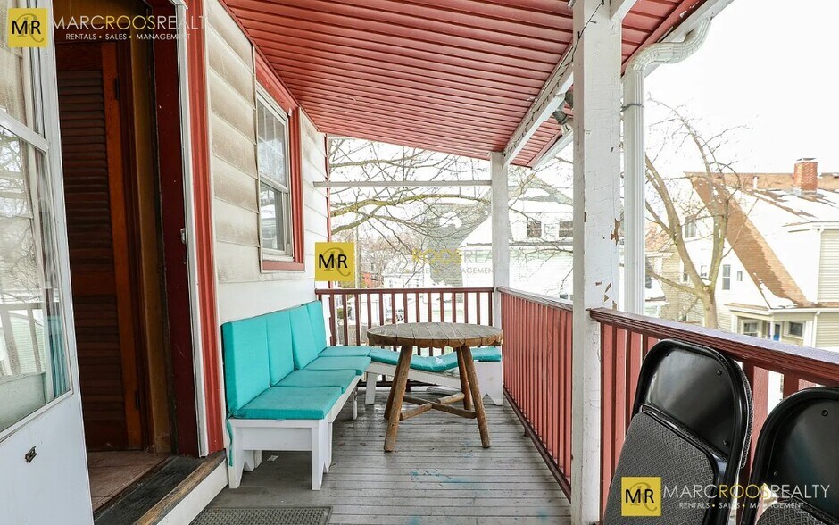 Building Photo - 6 Oliva Rd