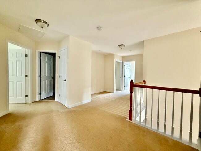 Building Photo - 410 Harkness Cir