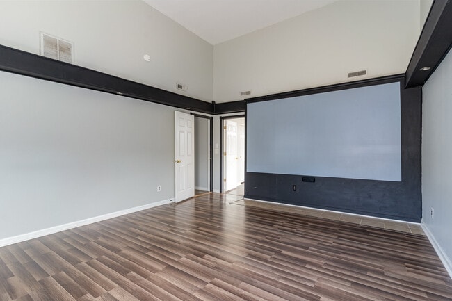 Building Photo - 3400 McGee Cove