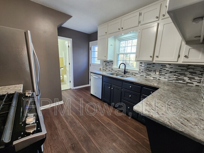 Building Photo - 137 Pauline Pl