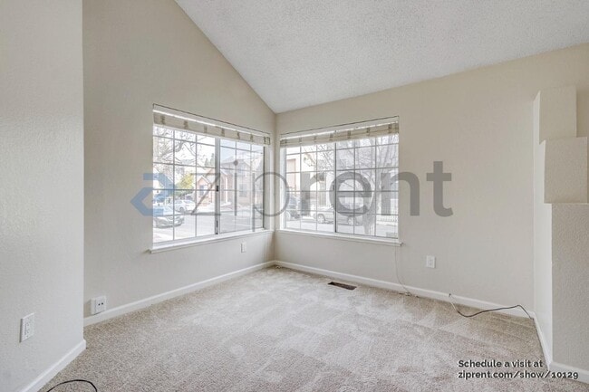 Building Photo - 908 Beechwood Cir