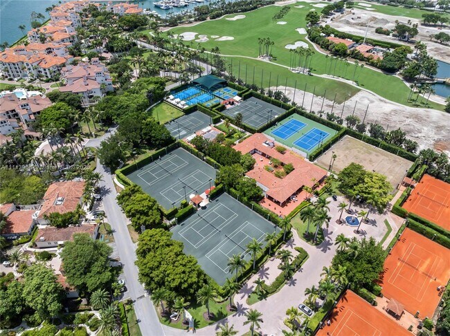 Building Photo - 19143 Fisher Island Dr