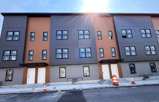 Building Photo - 13-23 Philadelphia Ave