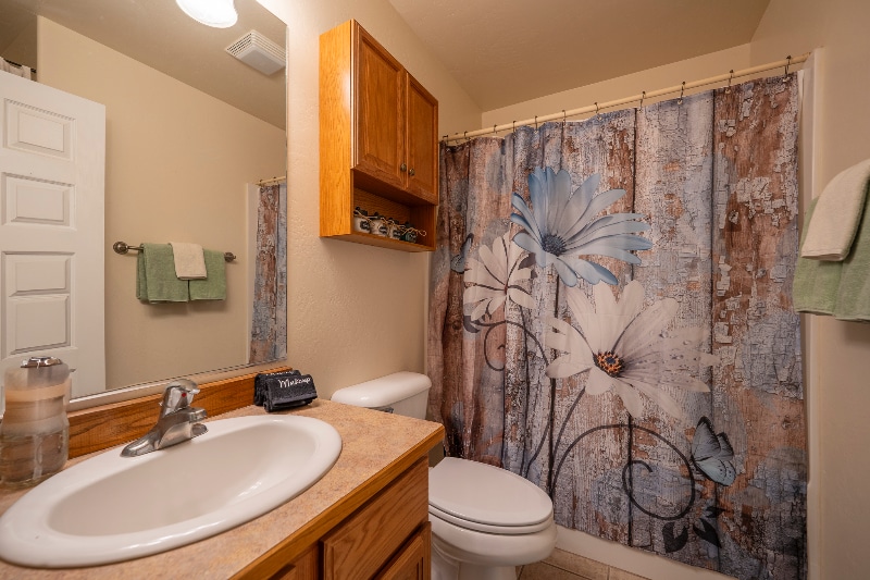 Building Photo - 807 Nebula St