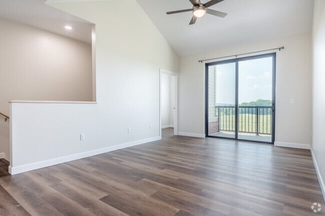1BR, 1BA - 830SF - Living Room - Pewits Landing 2 LLC