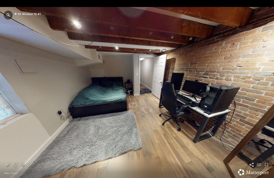 Building Photo - 83 Windsor St