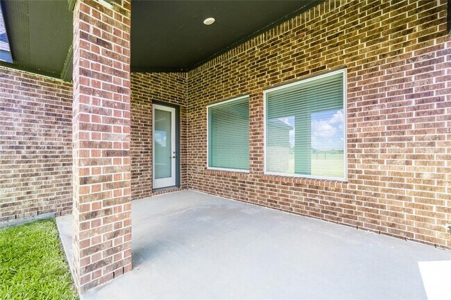 Building Photo - 29423 Red Rocks Pk Dr