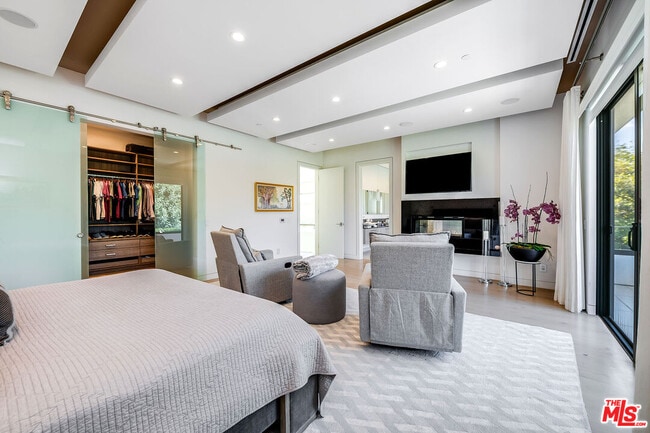 Building Photo - 5101 Rubio Ave