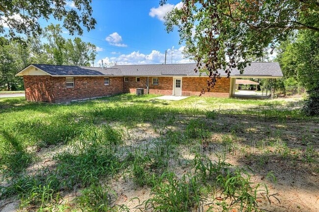 Building Photo - 4022 Windridge Dr