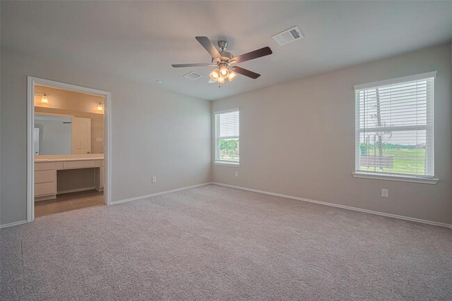 Building Photo - 2902 Scanlan Mdw
