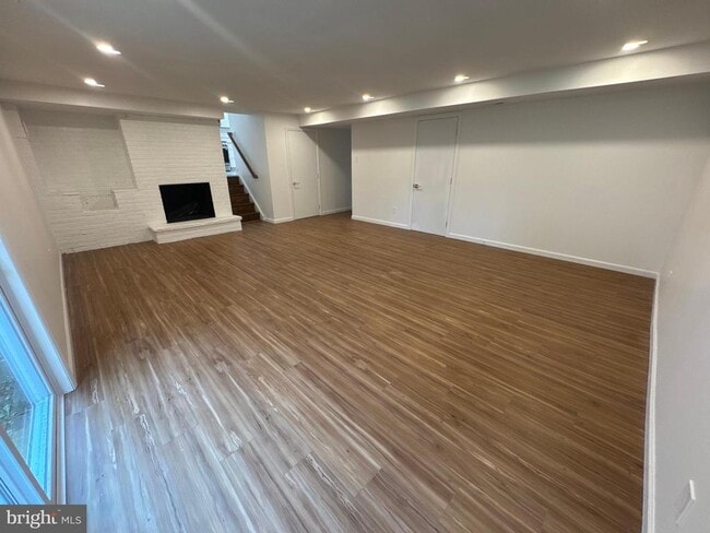 Building Photo - 355 Cherry Hill Blvd