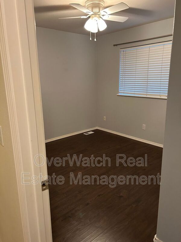 Building Photo - 10651 Concord Hill Cir