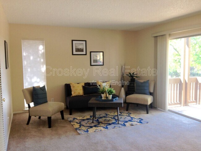 Building Photo - 1250 Escobar St