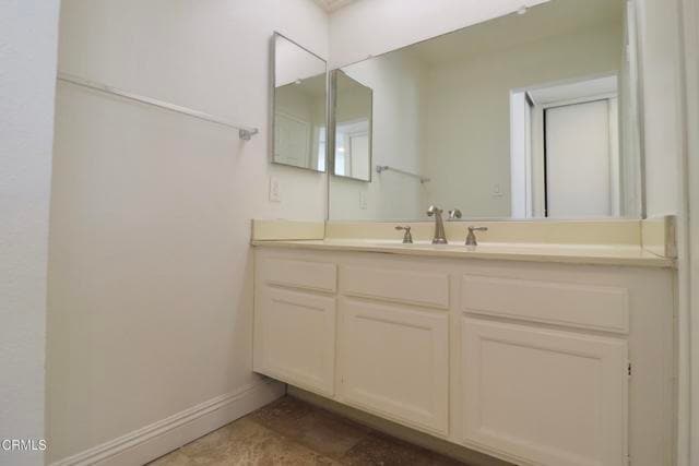 Building Photo - 3874 Coronado Cir