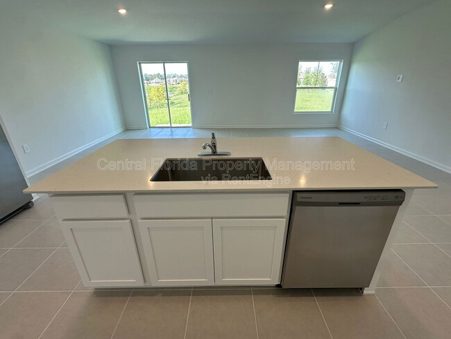 Building Photo - 3489 Chinotto Dr