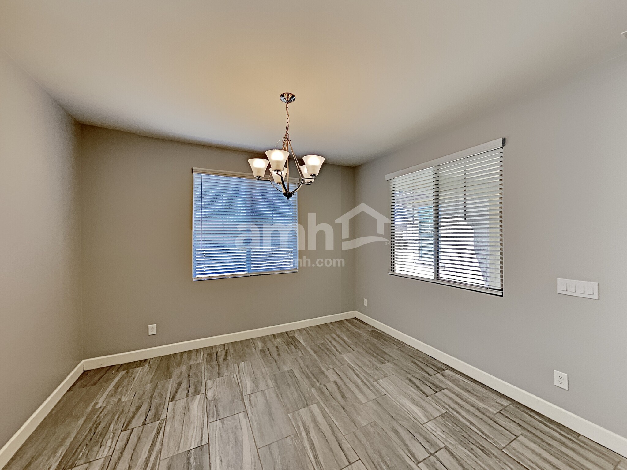 Building Photo - 18256 W Thunderhill Pl