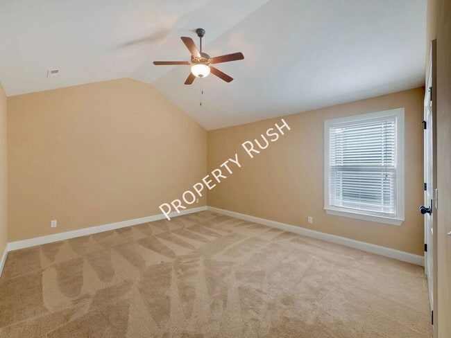 Building Photo - 7986 Burgundy Cir