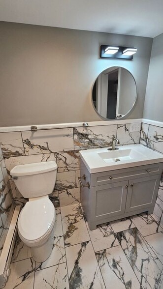 Building Photo - 825 Scenic Hwy