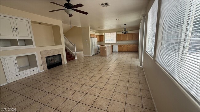 Building Photo - 8101 Yellow Daisy Ave