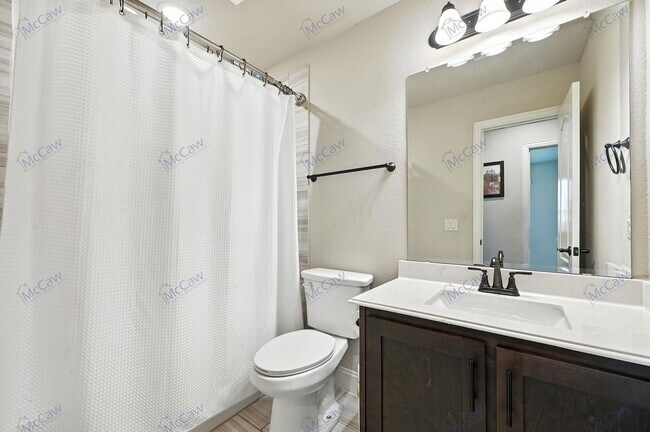 Building Photo - 3829 Honey Grove Dr