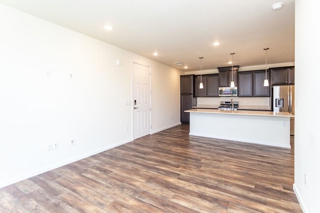 Building Photo - Luxury Condo Living with Mountain Views in the Heart of Briargate!!