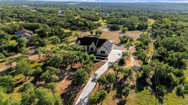 Building Photo - 208 Stonegate Ln