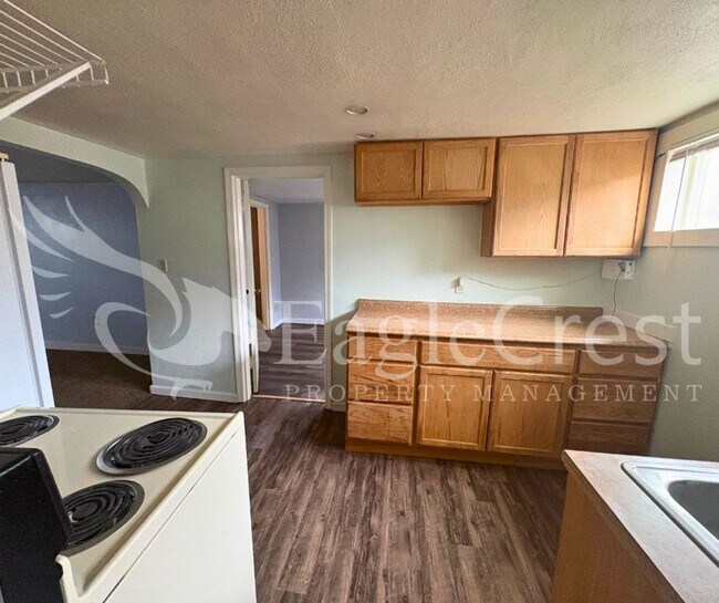Building Photo - 127SW6