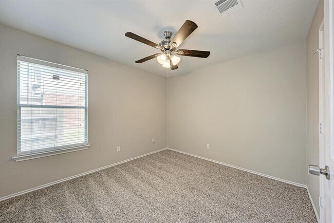 Building Photo - 601 Timothy John Dr
